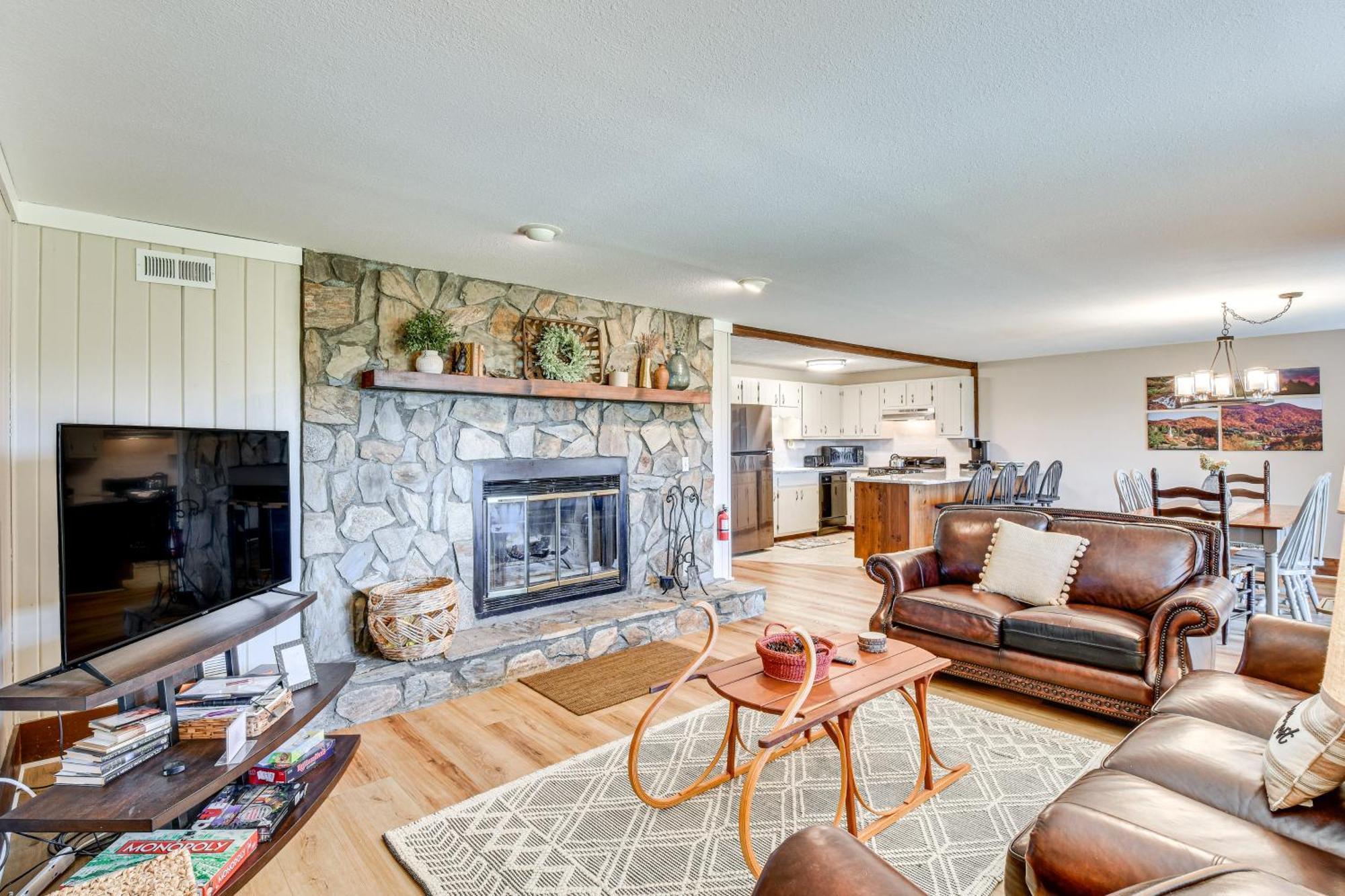 Newly Renovated Sky Valley Condo With Mountain Views Exterior photo