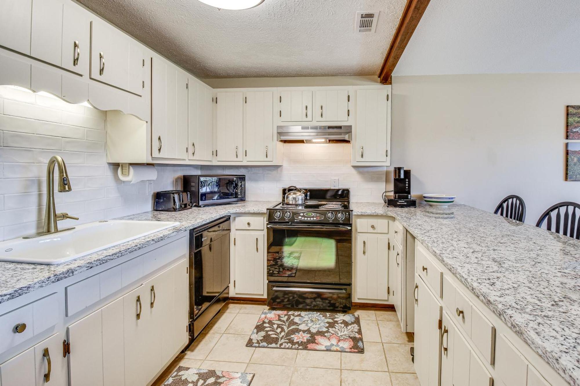 Newly Renovated Sky Valley Condo With Mountain Views Exterior photo
