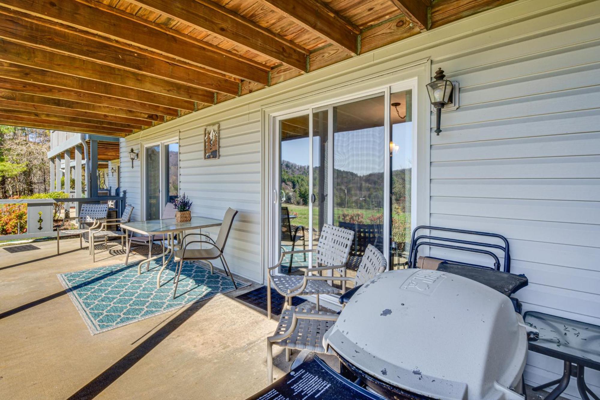Newly Renovated Sky Valley Condo With Mountain Views Exterior photo